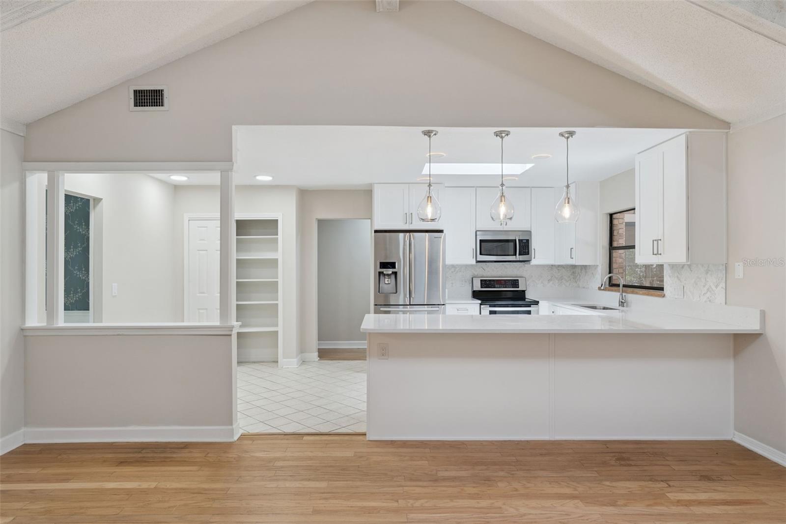 LAKE PEARL ESTATES - Residential