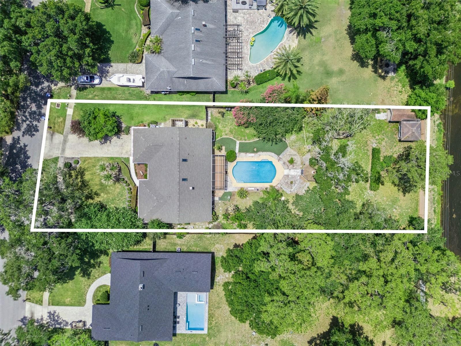 LAKE PEARL ESTATES - Residential