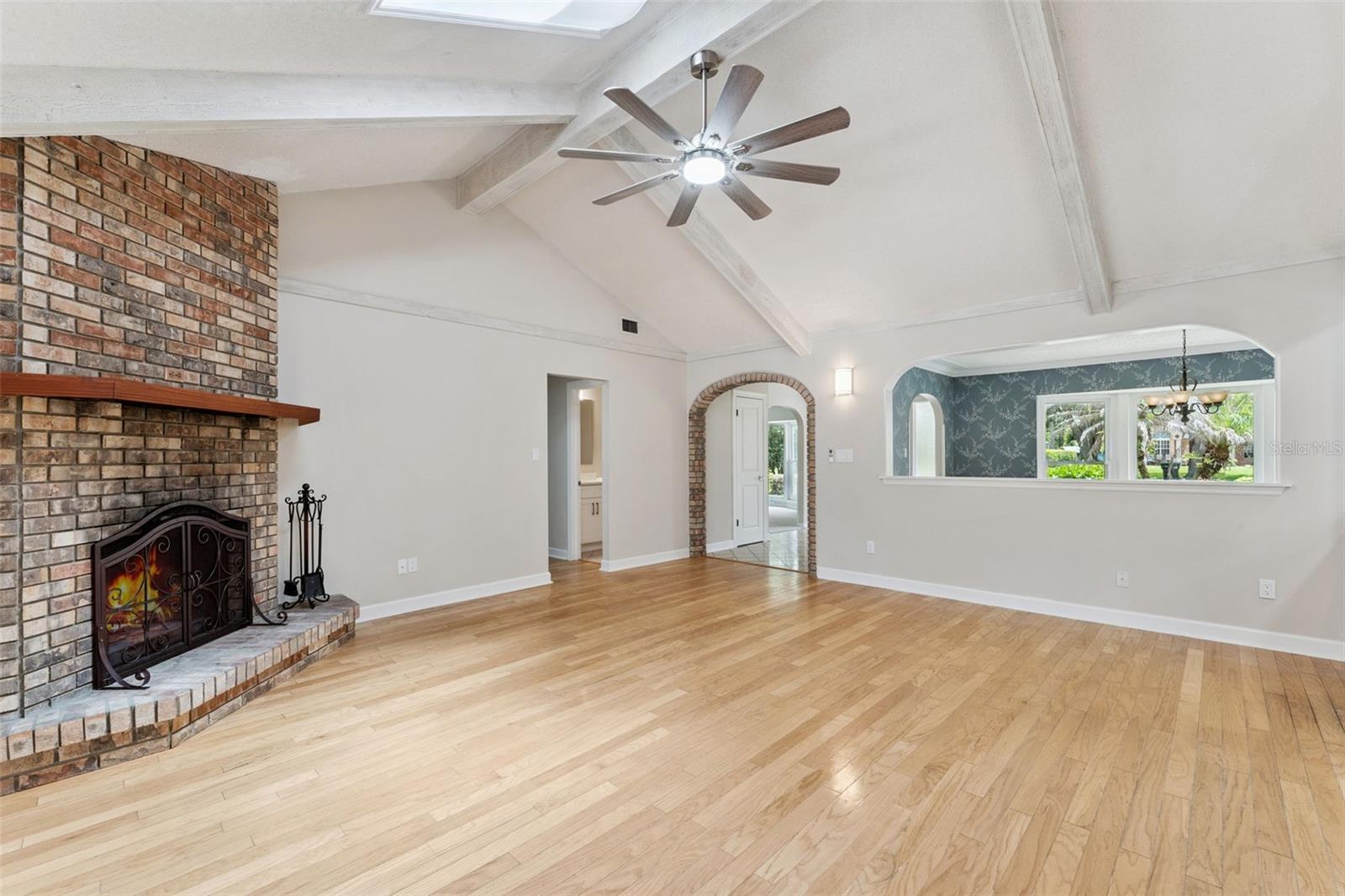 LAKE PEARL ESTATES - Residential