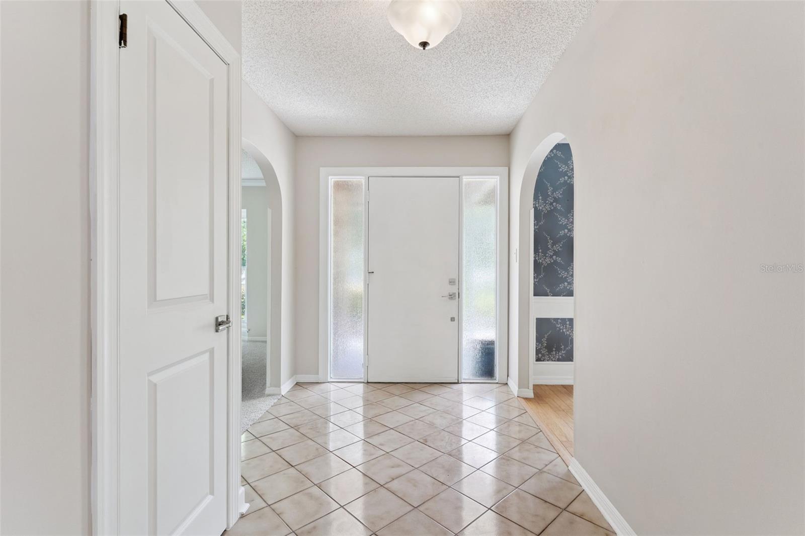 LAKE PEARL ESTATES - Residential