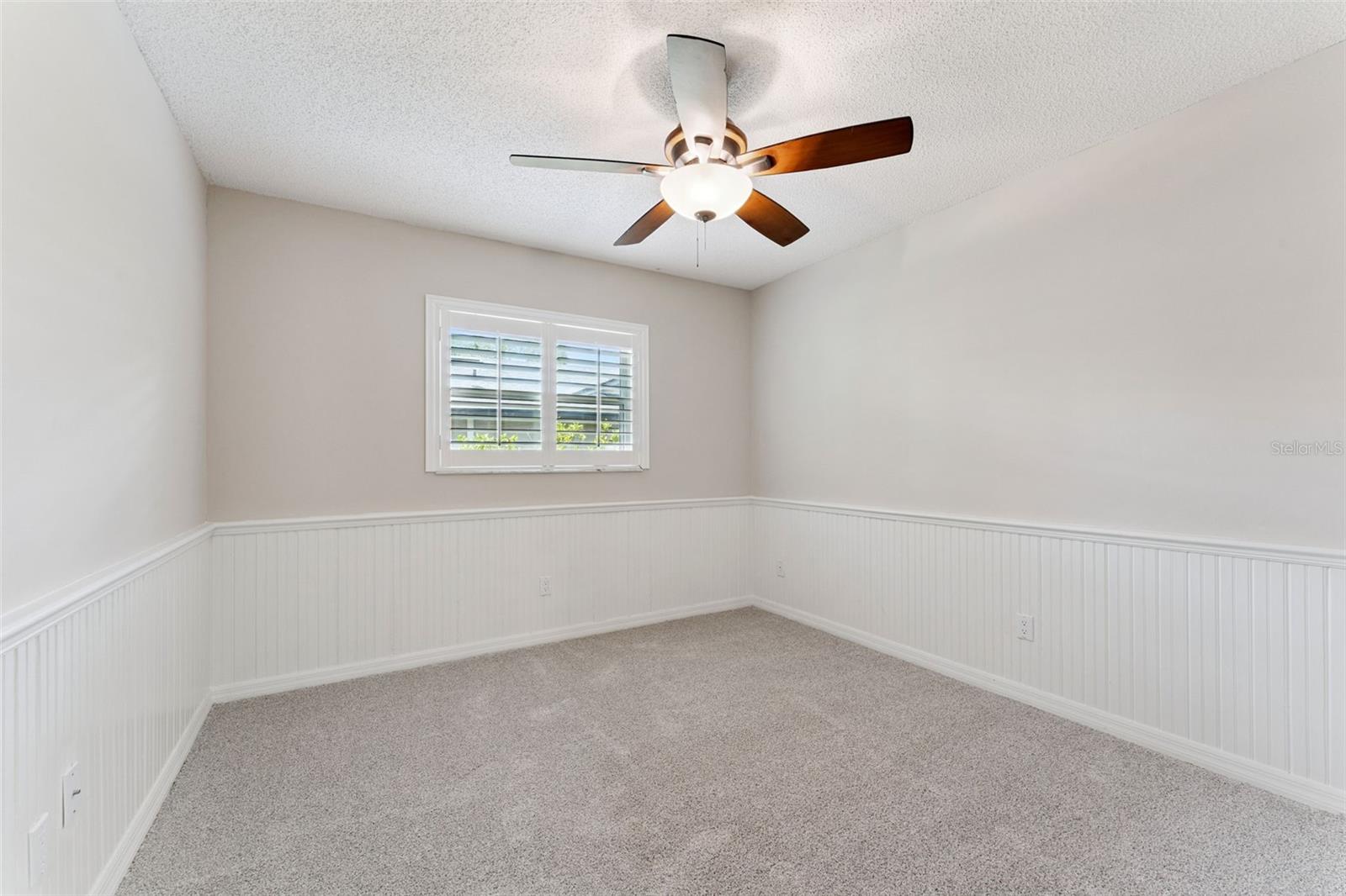 LAKE PEARL ESTATES - Residential