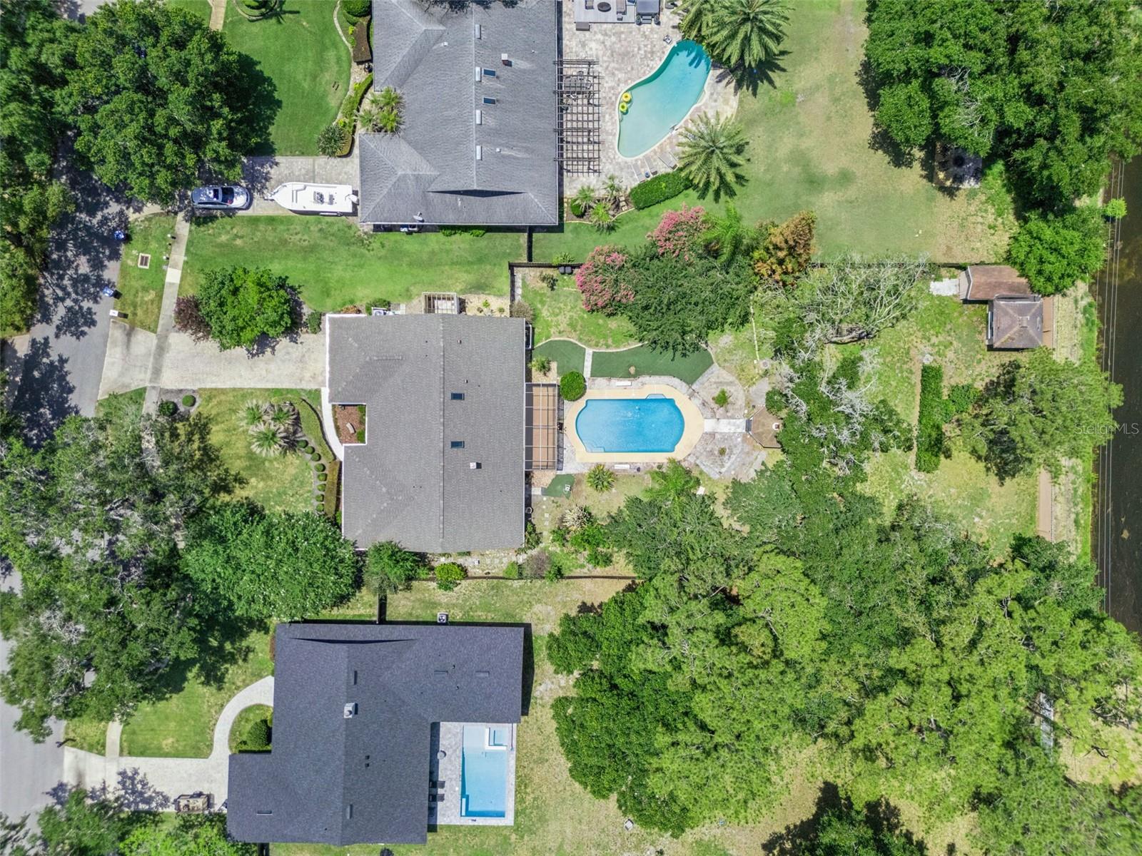 LAKE PEARL ESTATES - Residential
