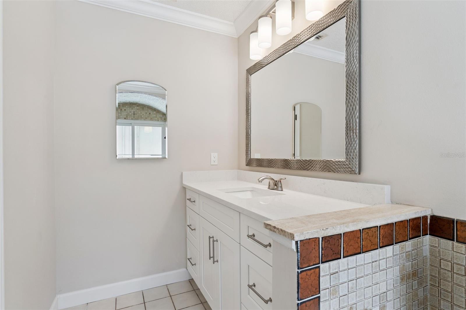 LAKE PEARL ESTATES - Residential