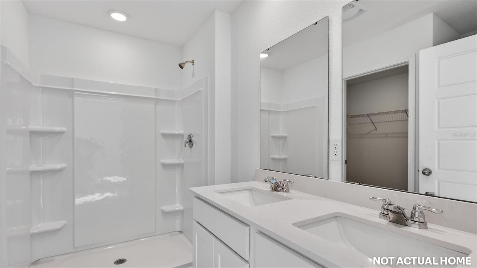 GRAND RESERVE AND GOLF CLUB - Residential