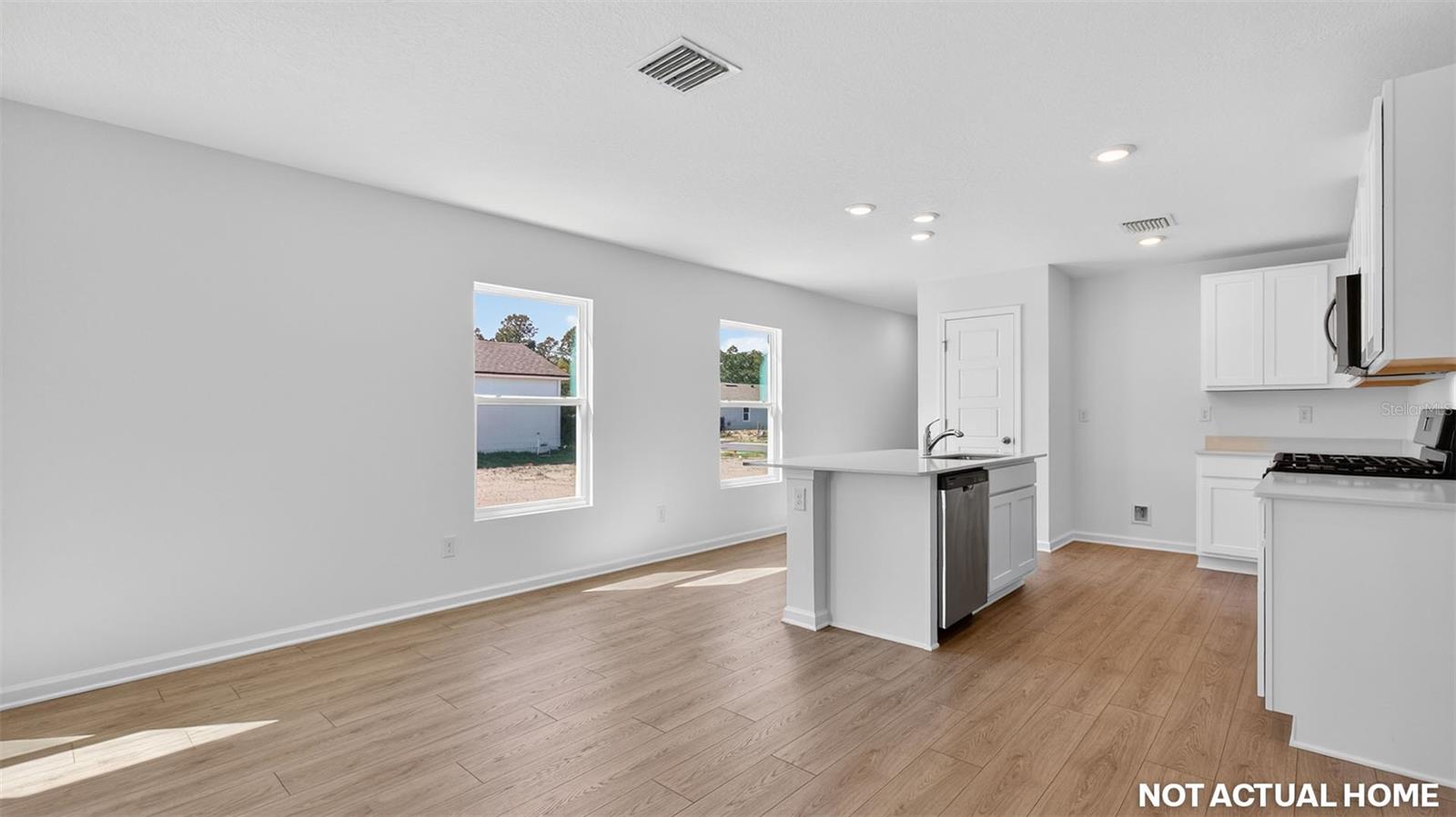 GRAND RESERVE AND GOLF CLUB - Residential