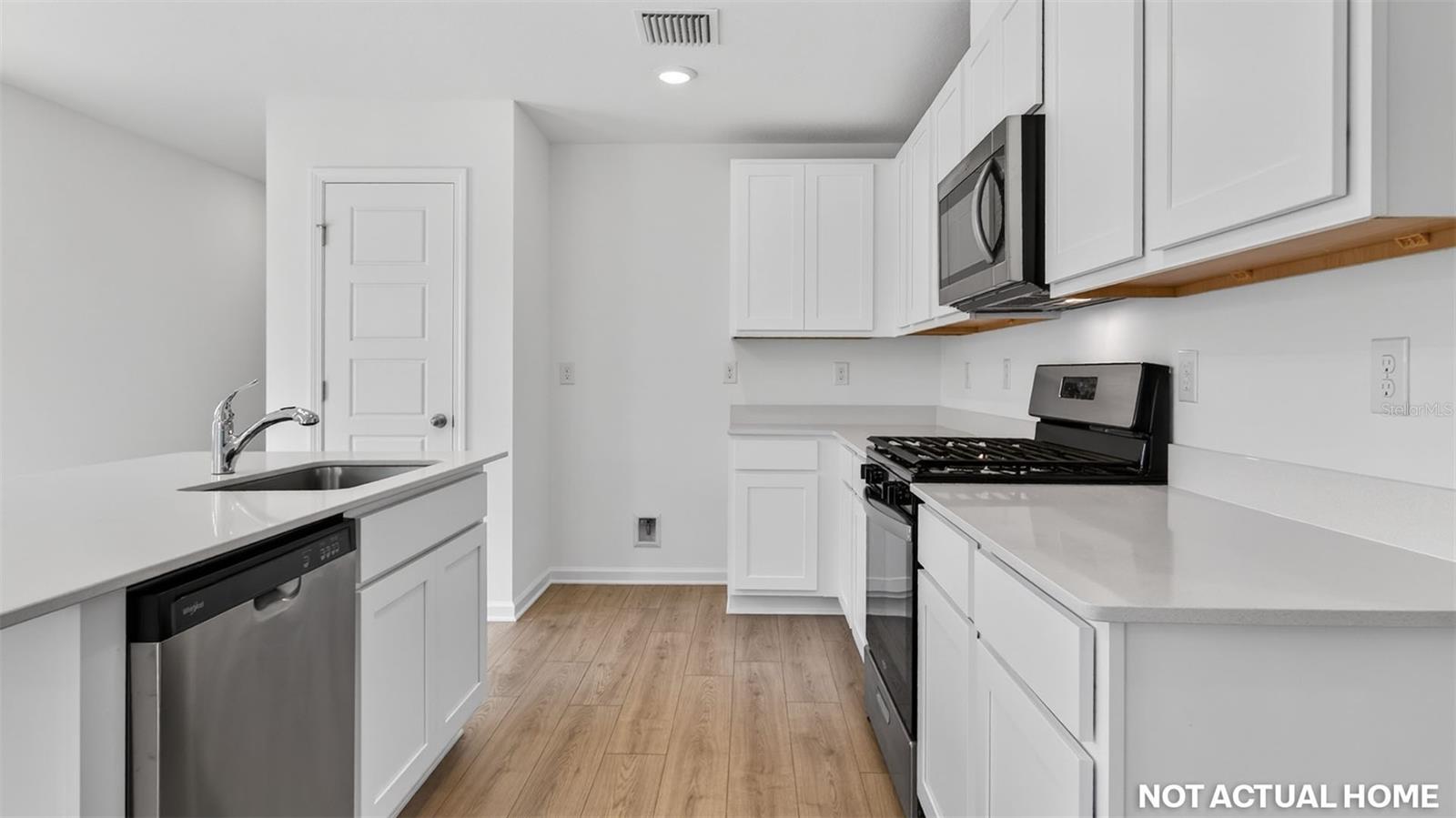 GRAND RESERVE AND GOLF CLUB - Residential