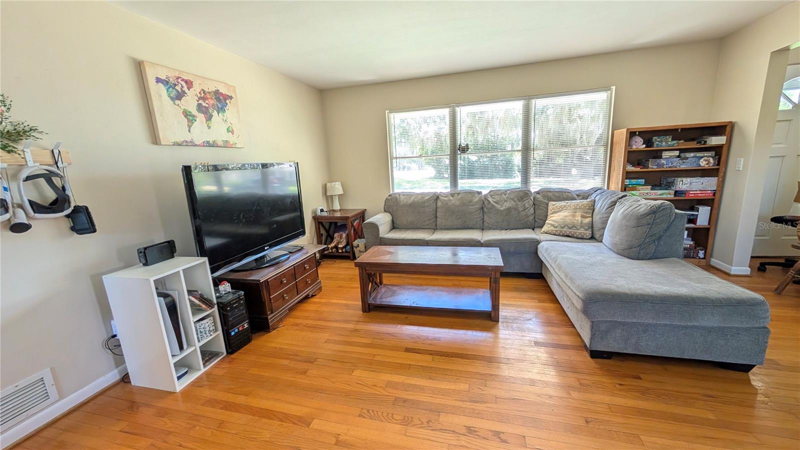 BROADVUE HEIGHTS - Residential