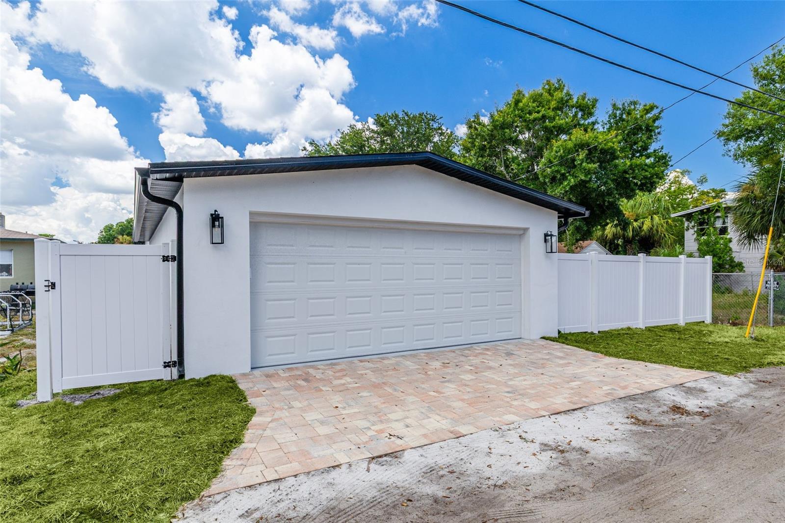 COLONIAL PLACE REV - Residential