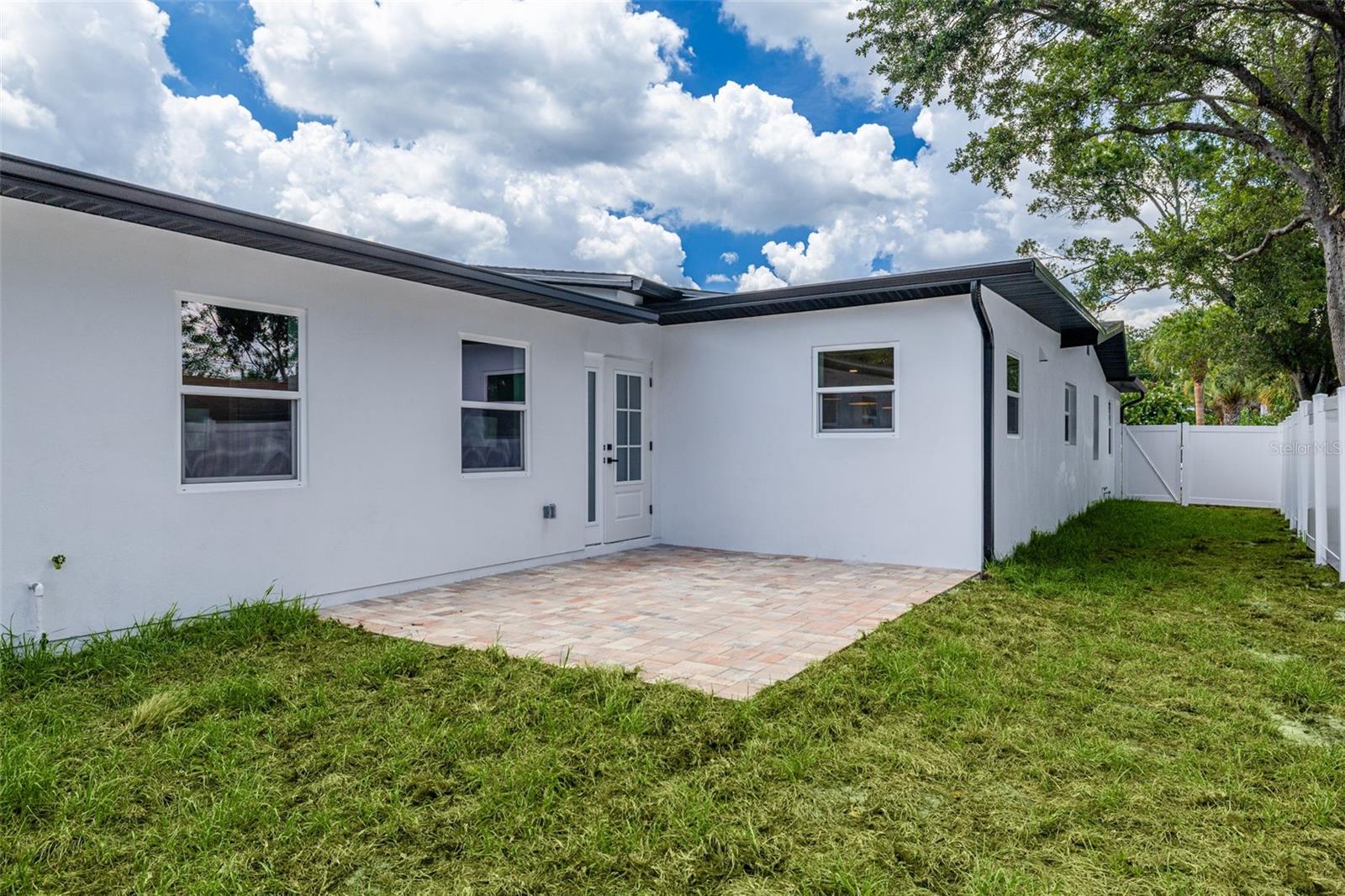 COLONIAL PLACE REV - Residential