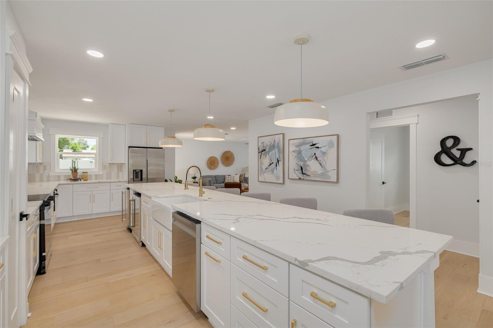 COLONIAL PLACE REV - Residential