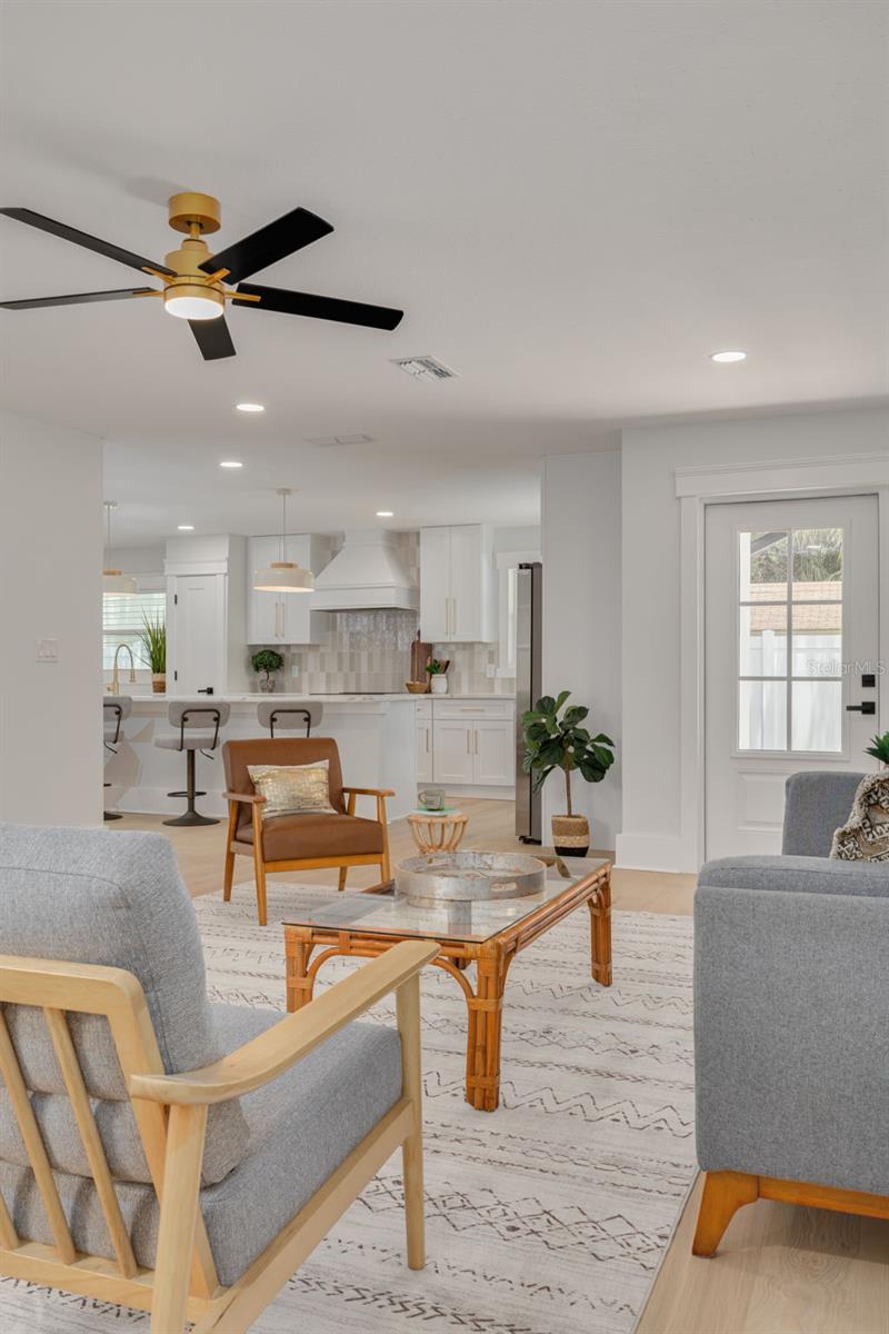 COLONIAL PLACE REV - Residential