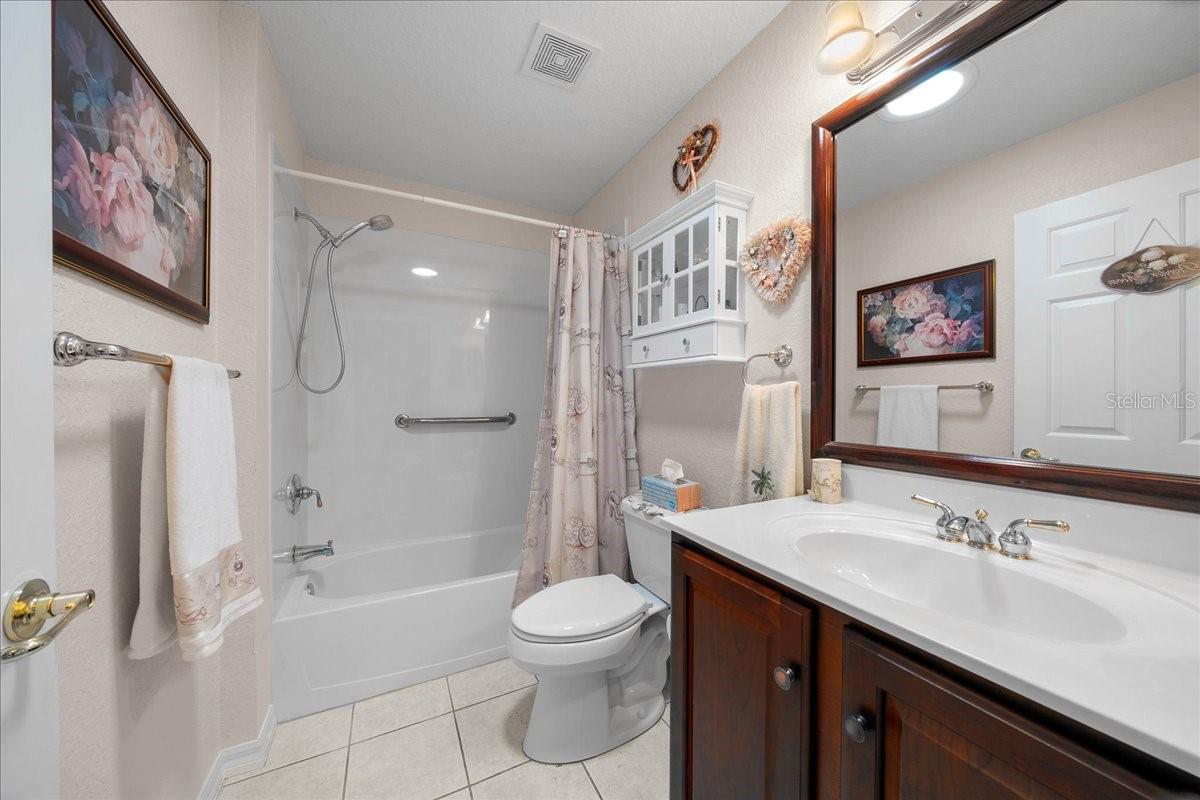 SPRUCE CREEK COUNTRY CLUB SHERWOOD REP - Residential