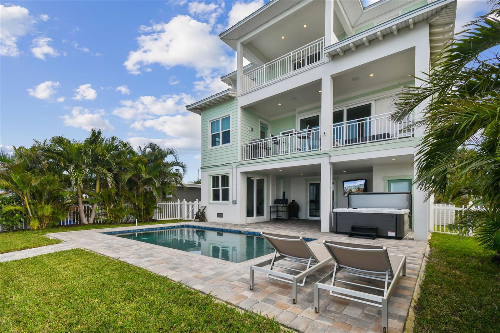 GULF SHORES 6TH ADD - Residential
