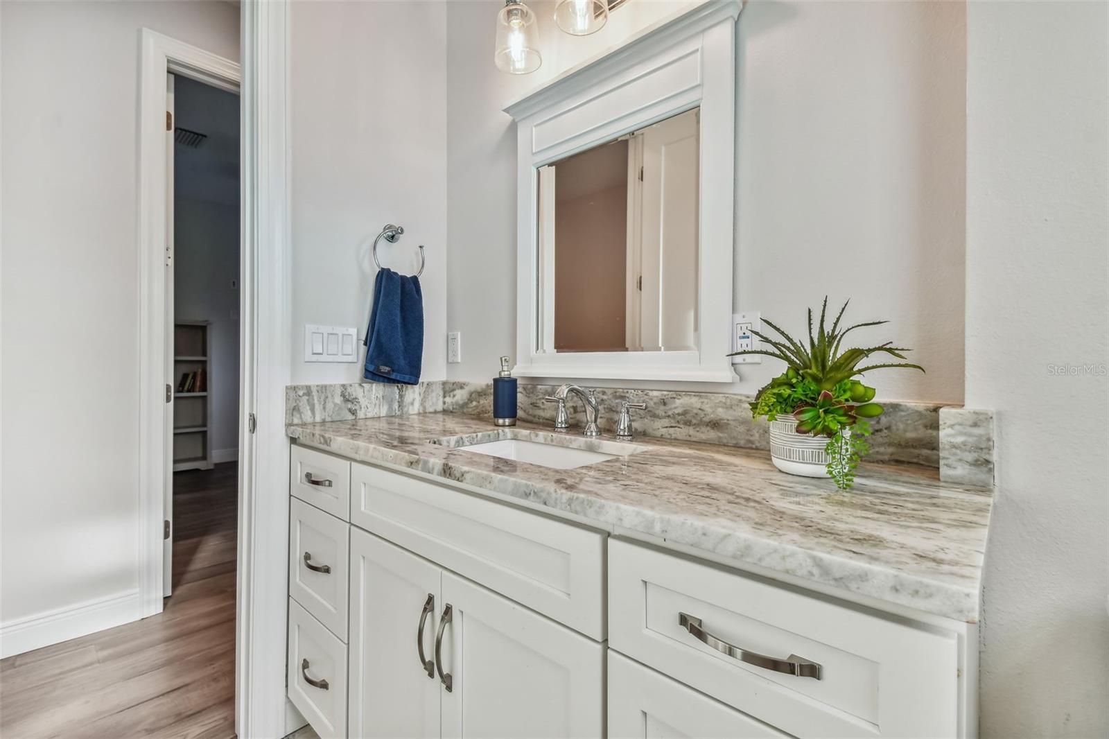 GULF SHORES 6TH ADD - Residential