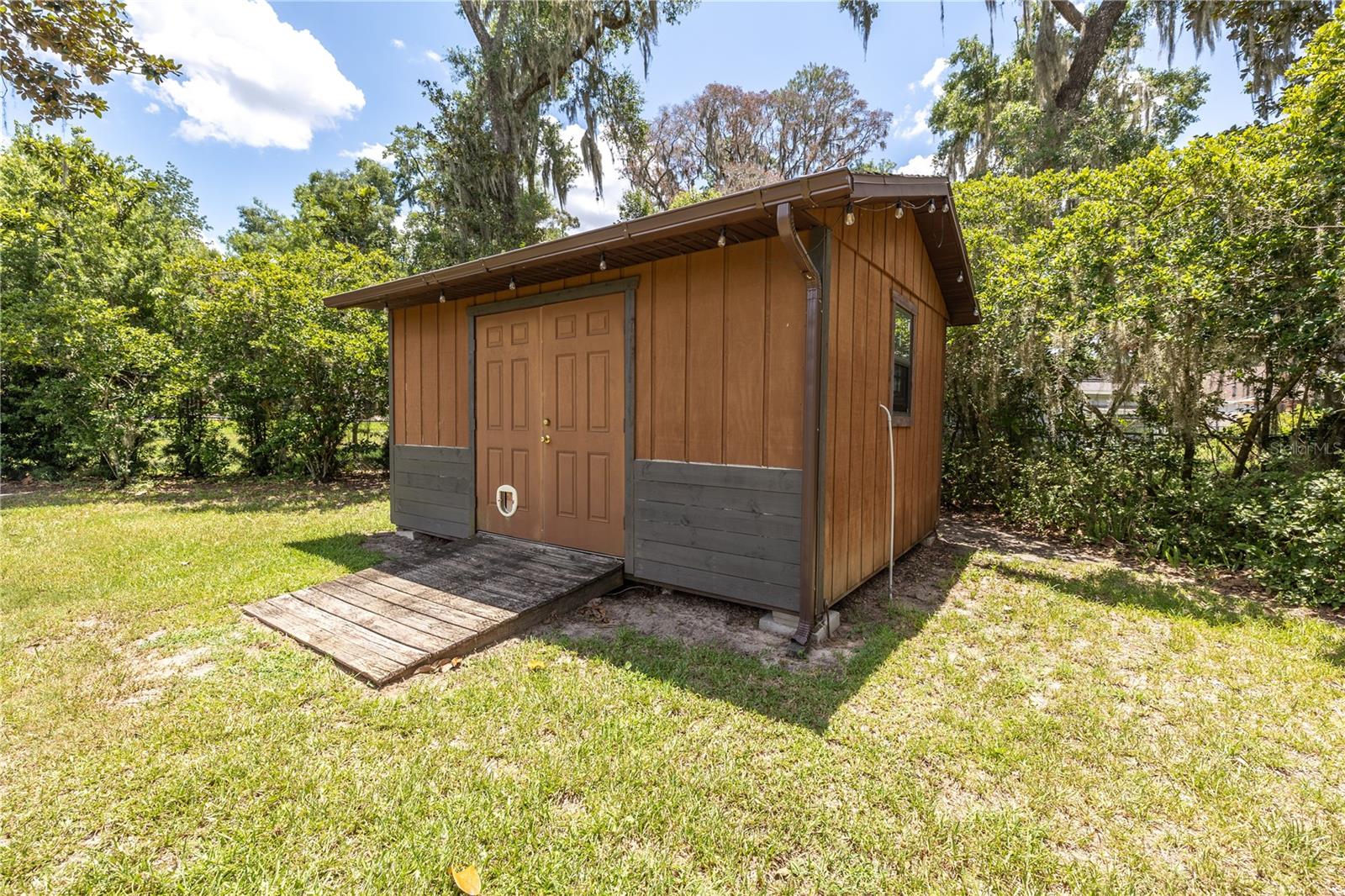 DEEP WOODS - Residential