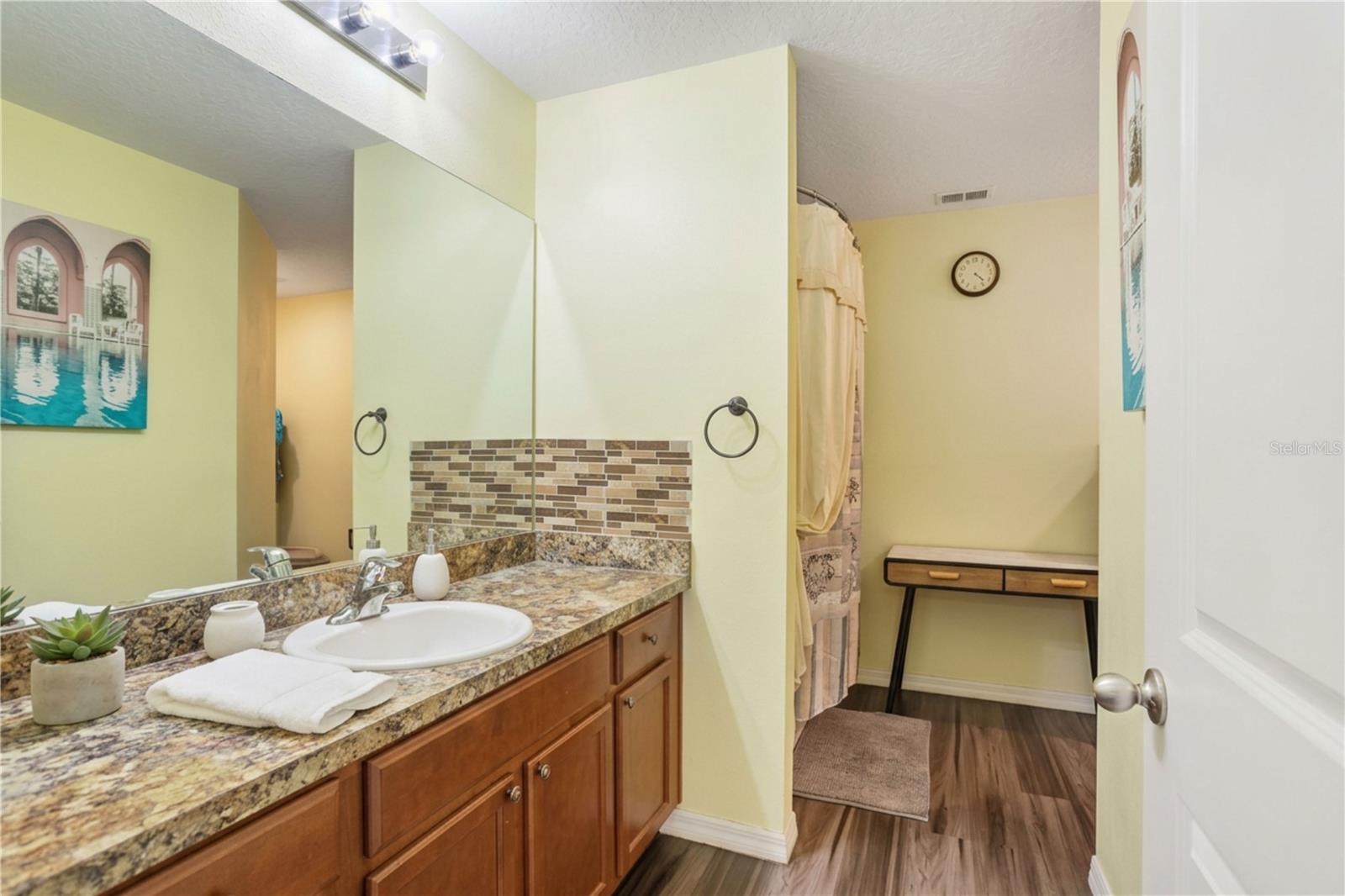 CHELSEA OAKS SOUTH - Residential