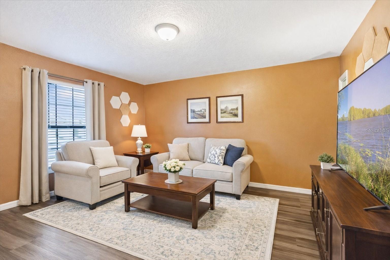 CHELSEA OAKS SOUTH - Residential
