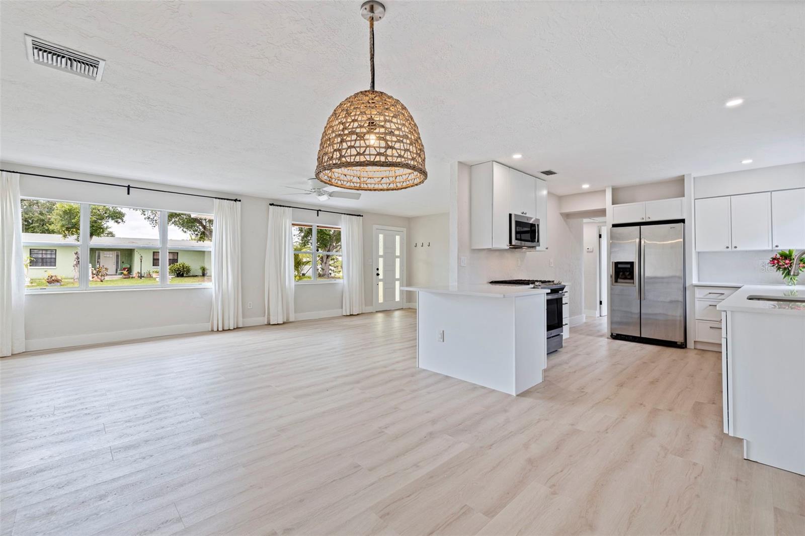 SNELL SHORES MANOR - Residential