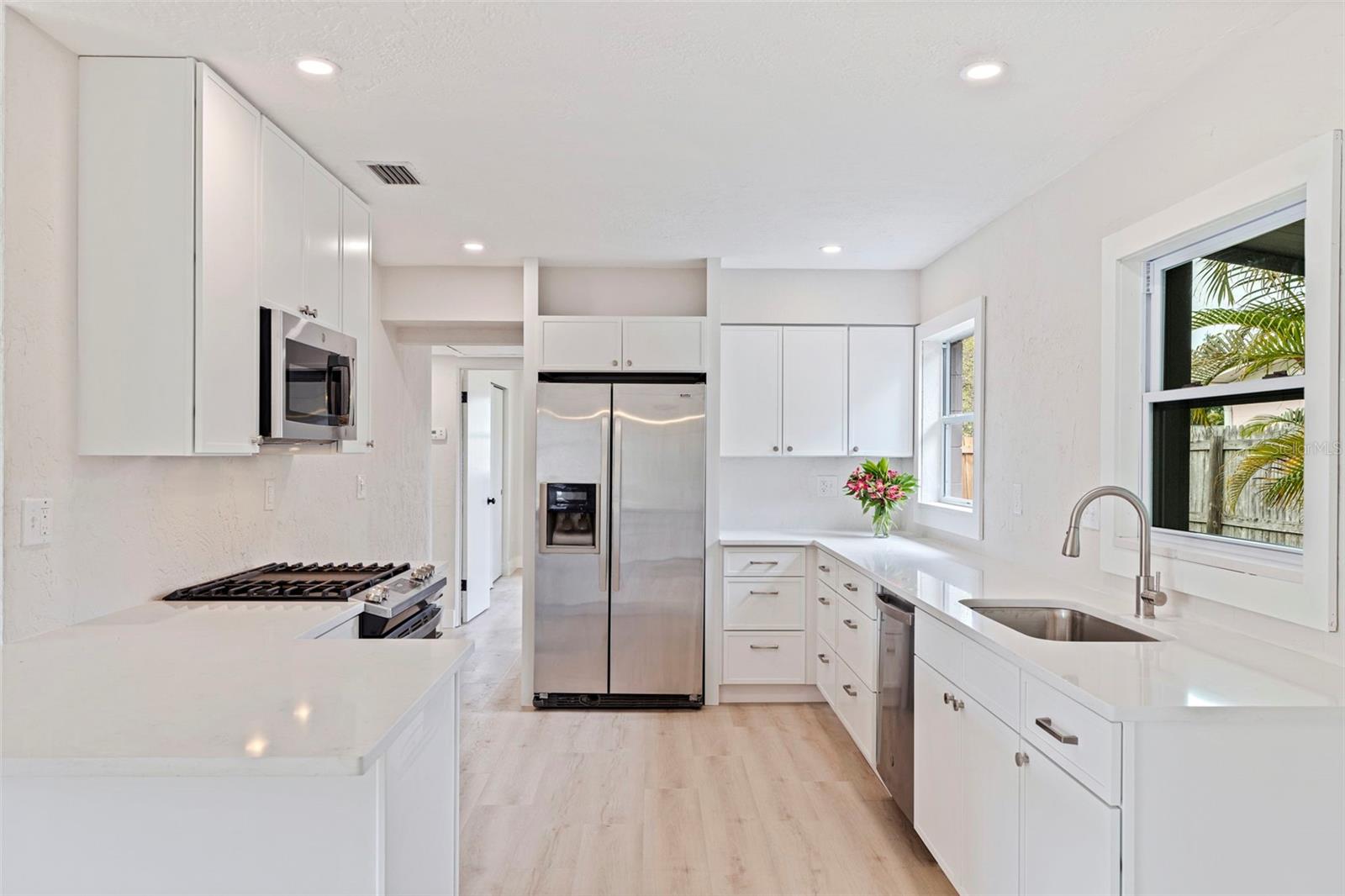 SNELL SHORES MANOR - Residential