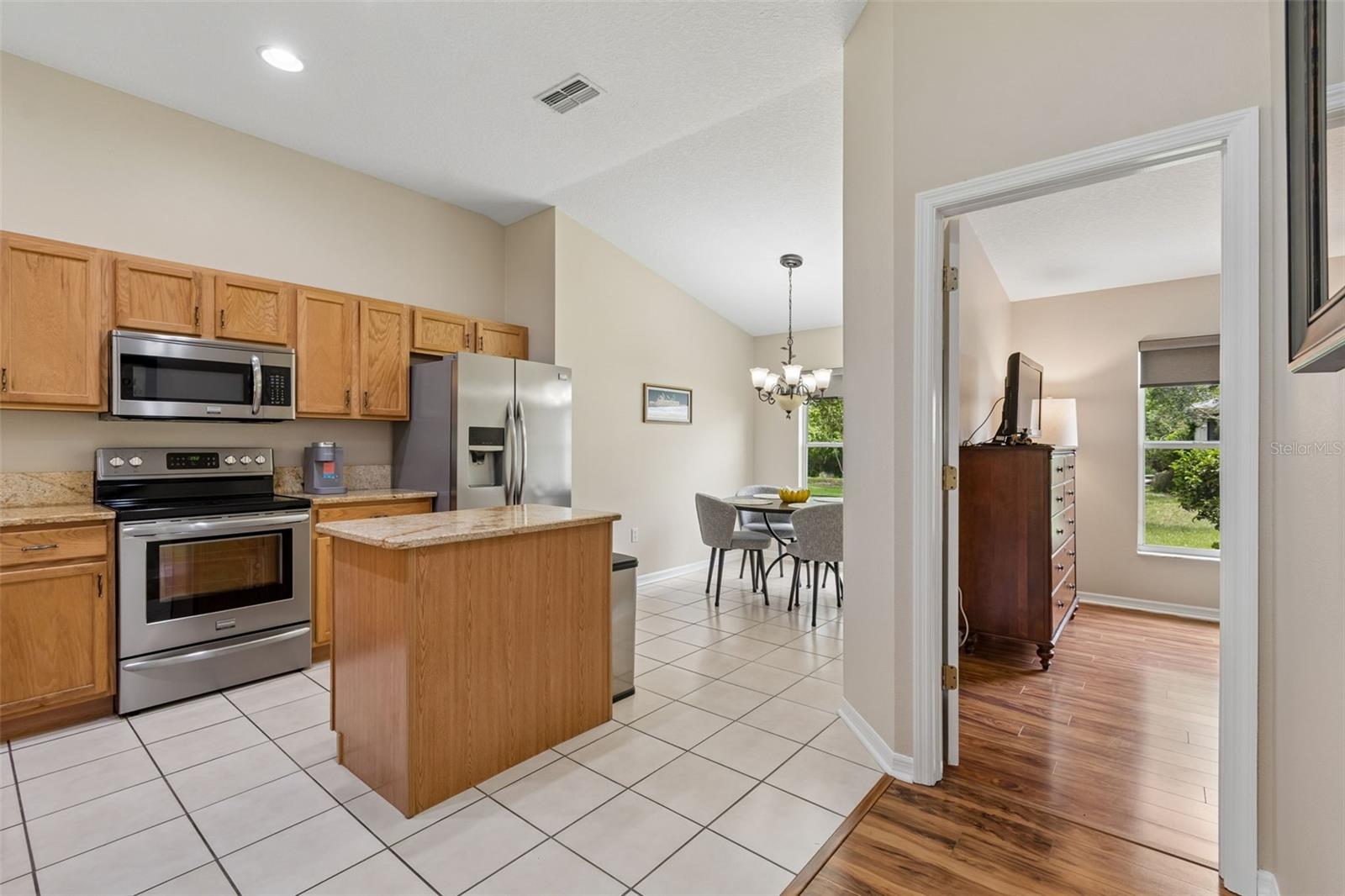 GROVES PH 01A - Residential