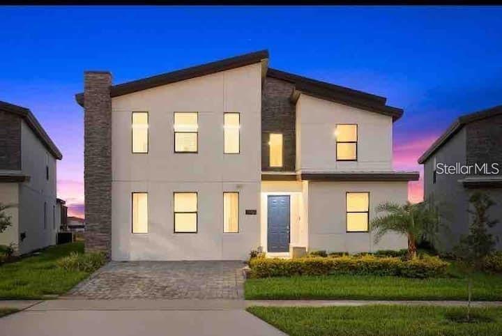 COVE AT STOREY LAKE II - Residential