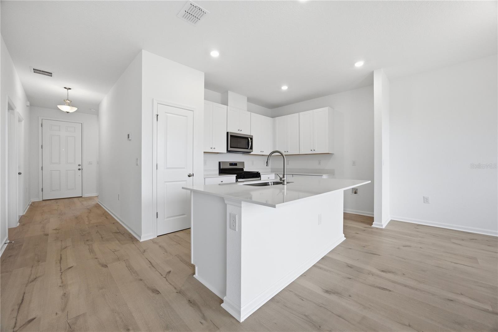 HERITAGE-THE COTTAGES OF SANDERS GROVE - Residential