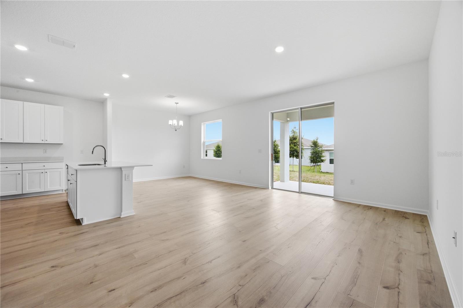 HERITAGE-THE COTTAGES OF SANDERS GROVE - Residential