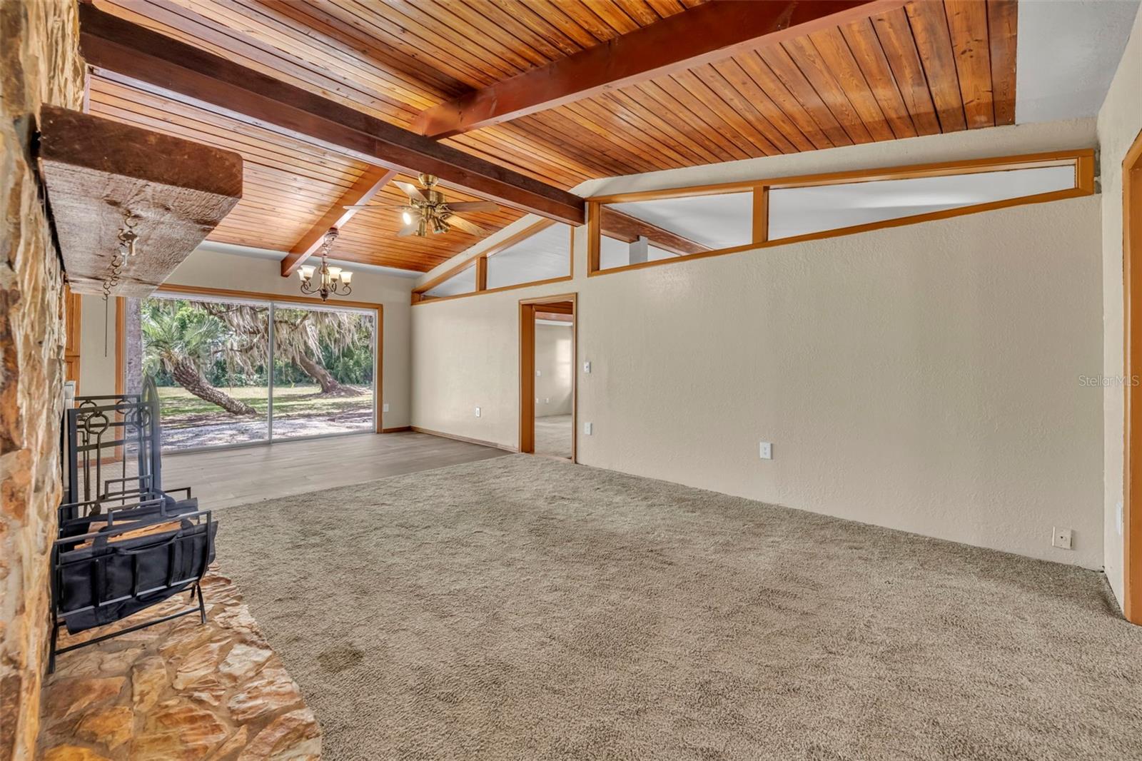 LAKE HAVEN - Residential