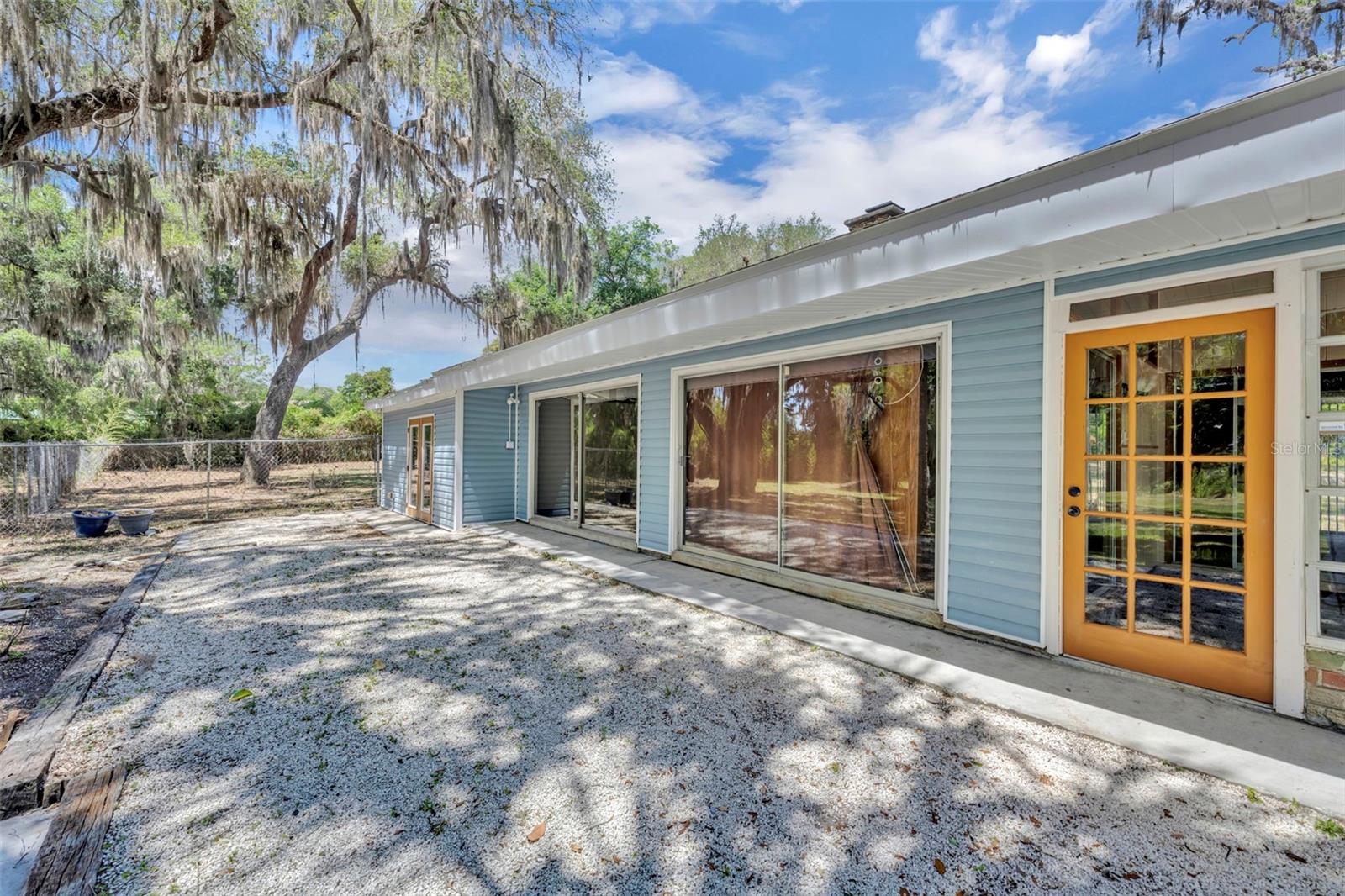 LAKE HAVEN - Residential