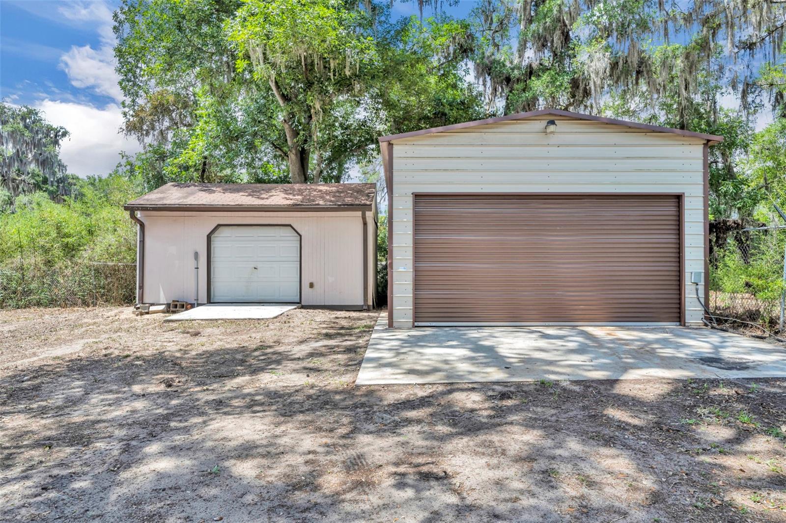 LAKE HAVEN - Residential
