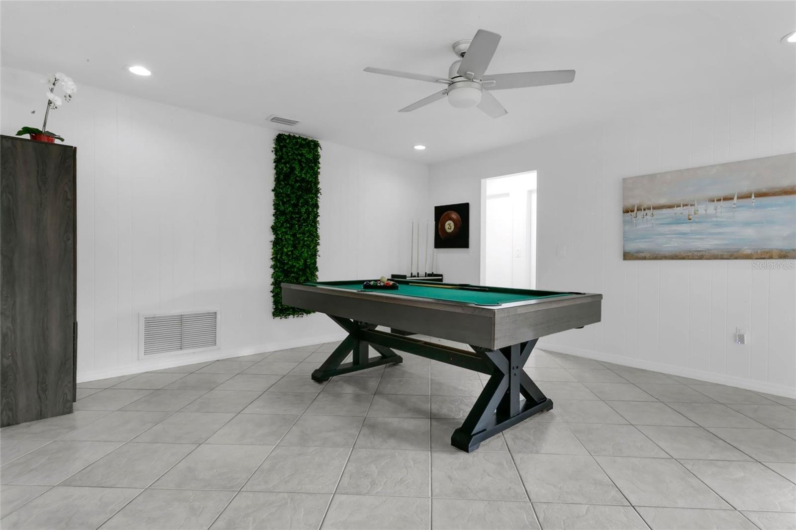 SAND LAKE HILLS SEC 07A - Residential Lease