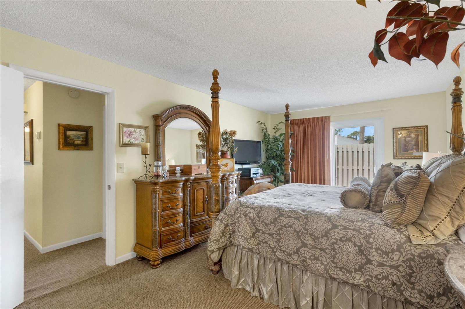 MEADOW OAKS A CONDO - Residential