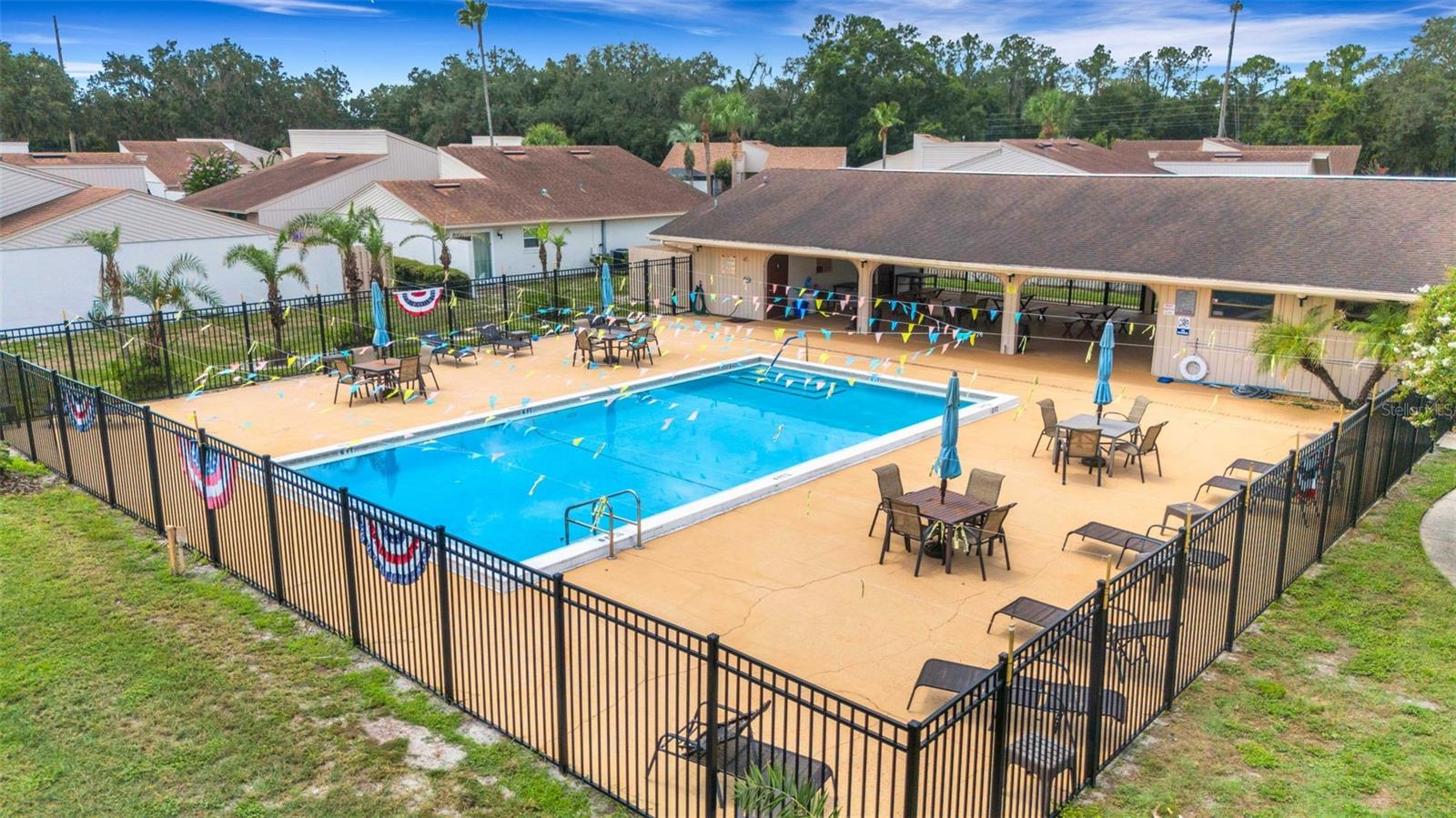 MEADOW OAKS A CONDO - Residential