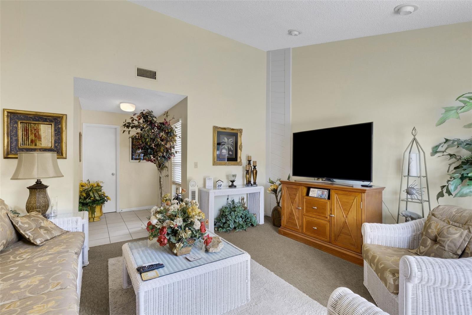 MEADOW OAKS A CONDO - Residential