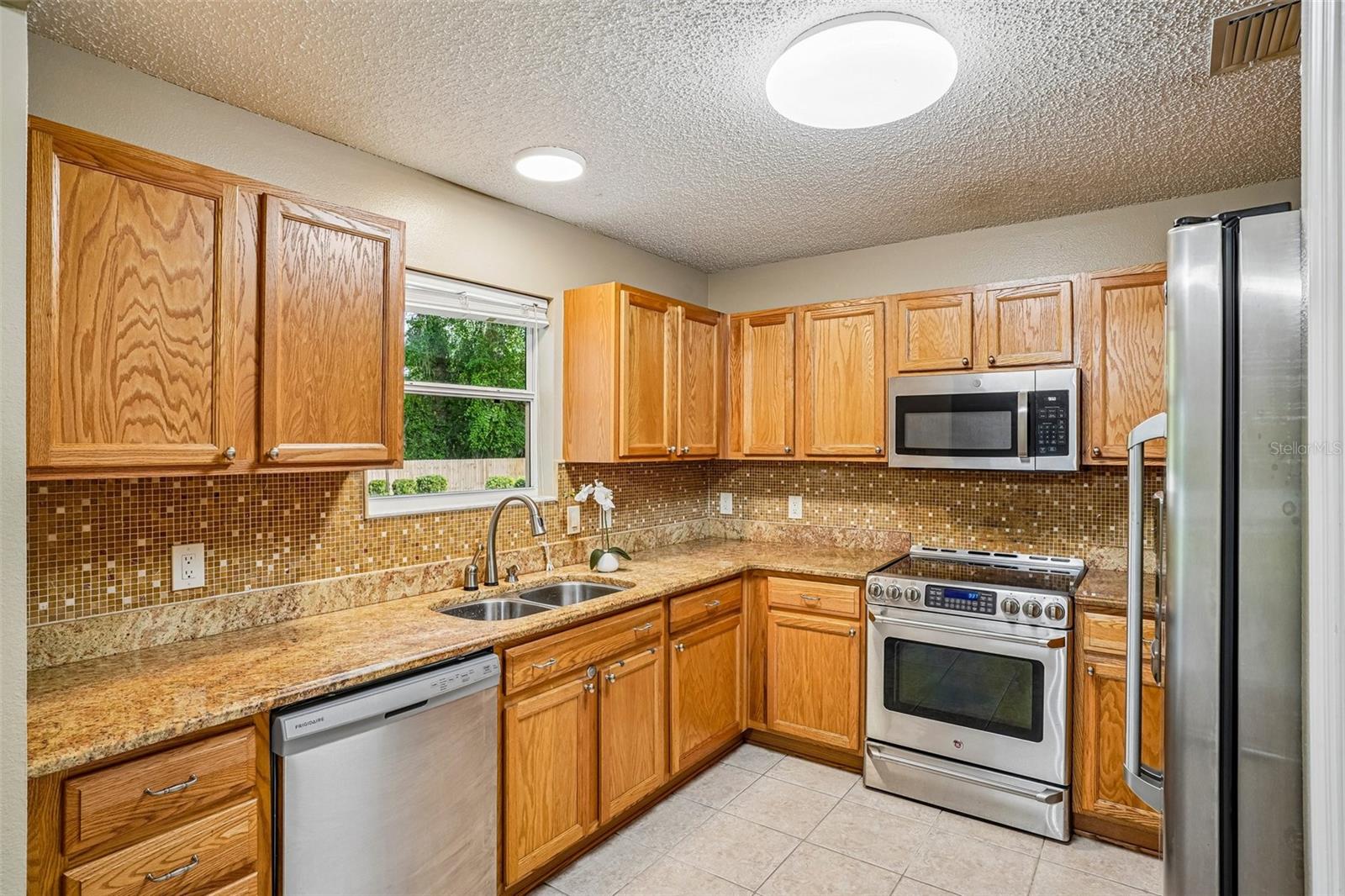 SPRING ARBOR VILLAGE - Residential