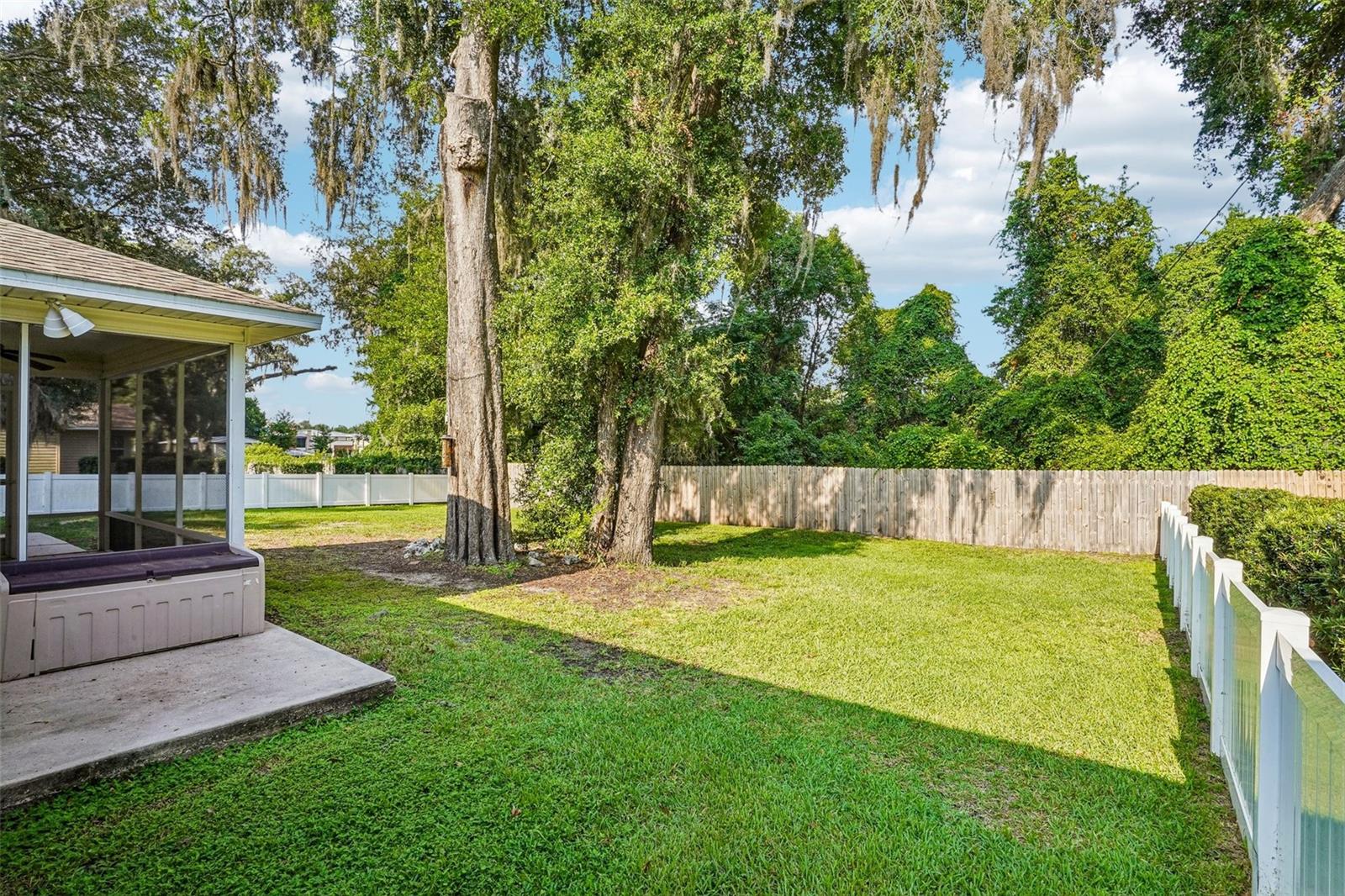 SPRING ARBOR VILLAGE - Residential