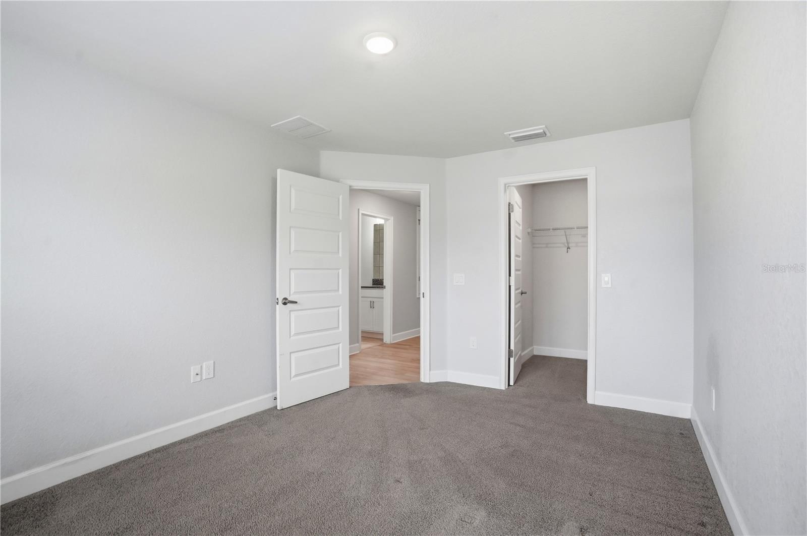WYNDSOR PLACE - Residential
