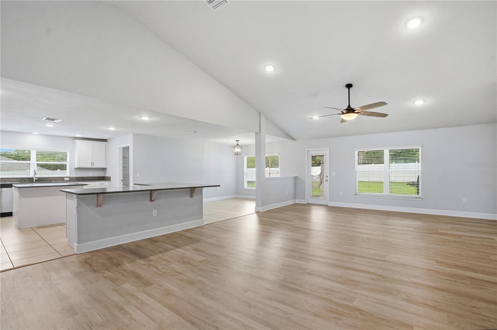 WYNDSOR PLACE - Residential