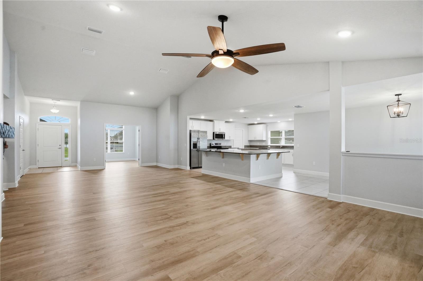 WYNDSOR PLACE - Residential