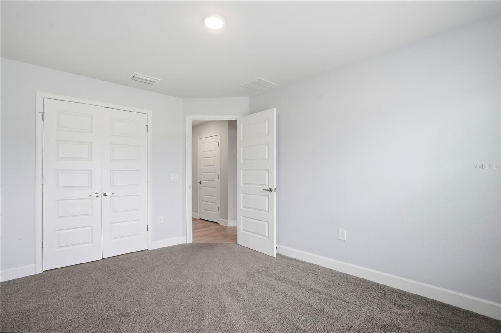 WYNDSOR PLACE - Residential
