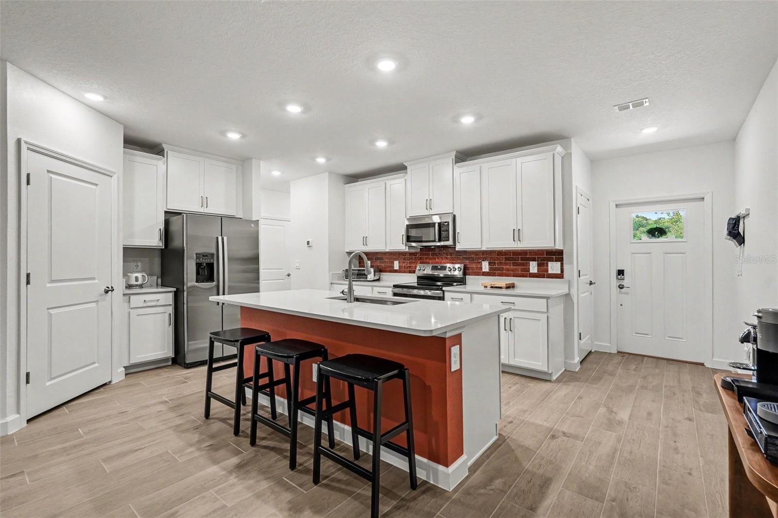 ANGELINE PH 1E - Residential