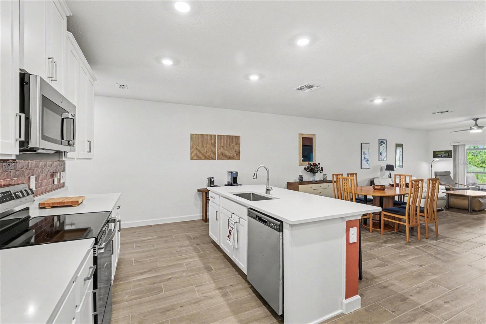 ANGELINE PH 1E - Residential