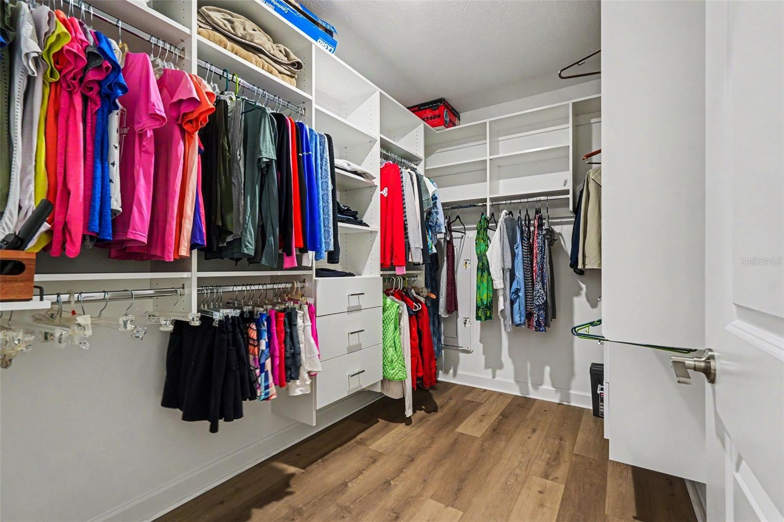ANGELINE PH 1E - Residential