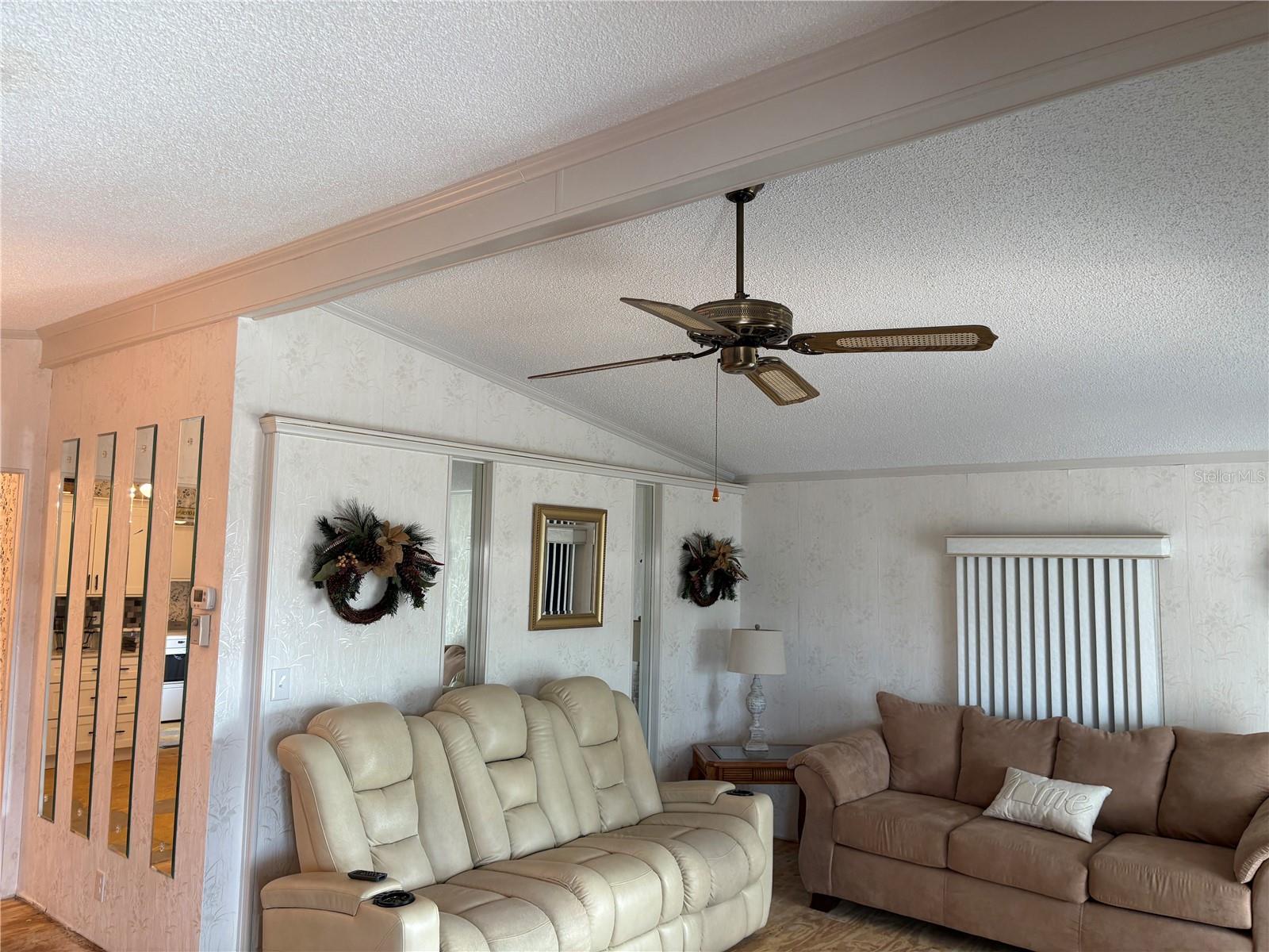 HOLIDAY PARK - Residential
