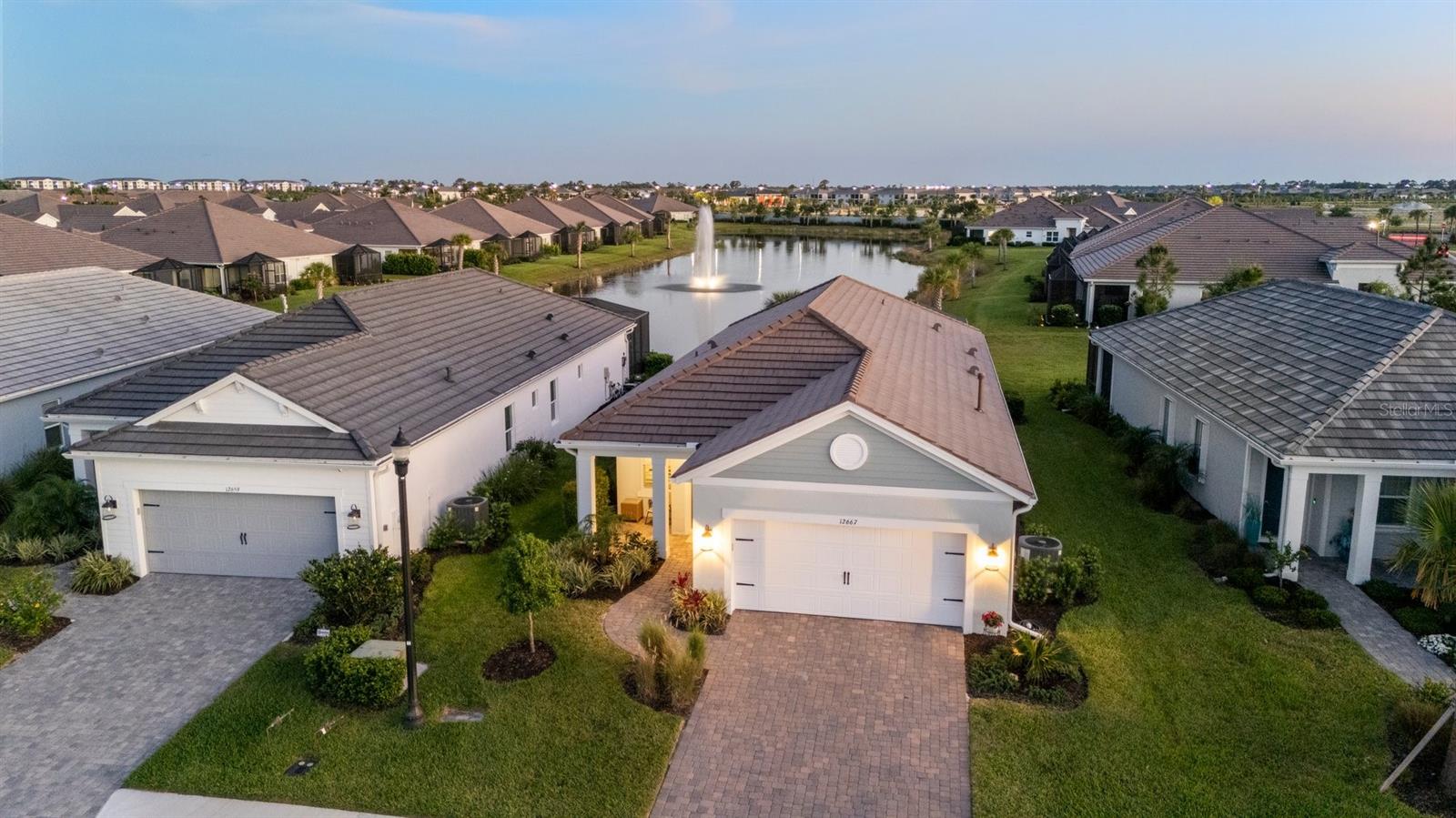 WYSTERIA-WELLEN PARK VILLAGE F-4 - Residential