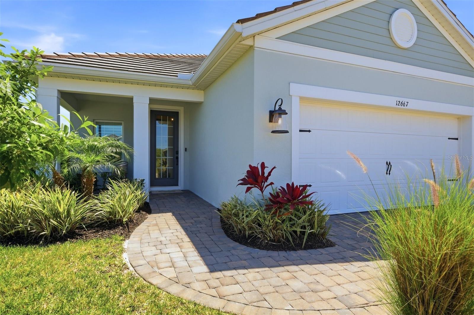 WYSTERIA-WELLEN PARK VILLAGE F-4 - Residential