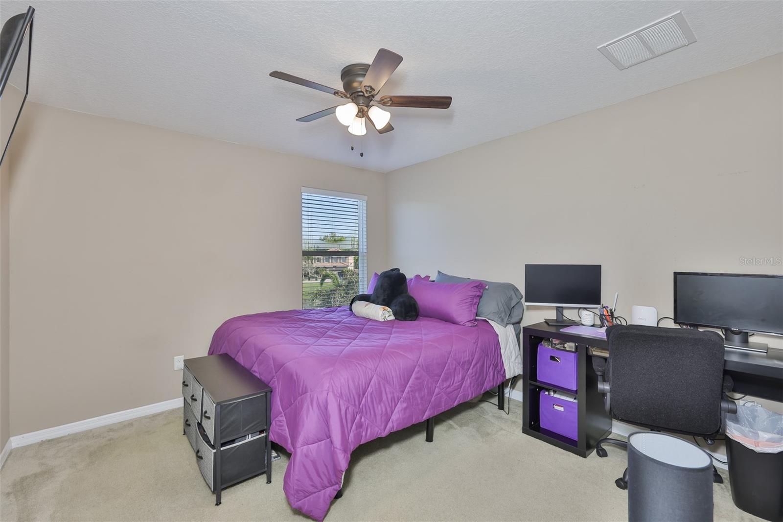 OAK VISTAS - Residential