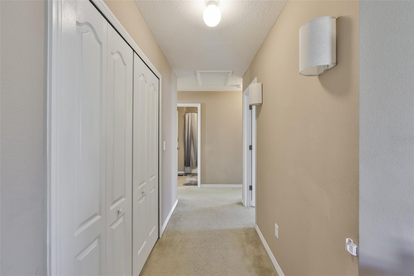 OAK VISTAS - Residential