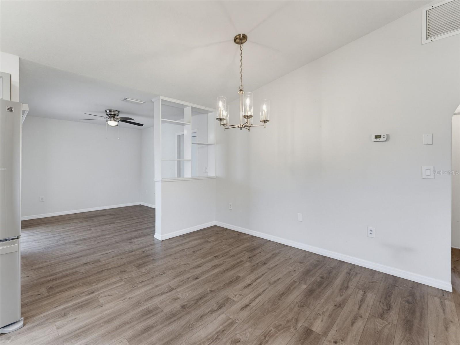 SPRING HILL - Residential