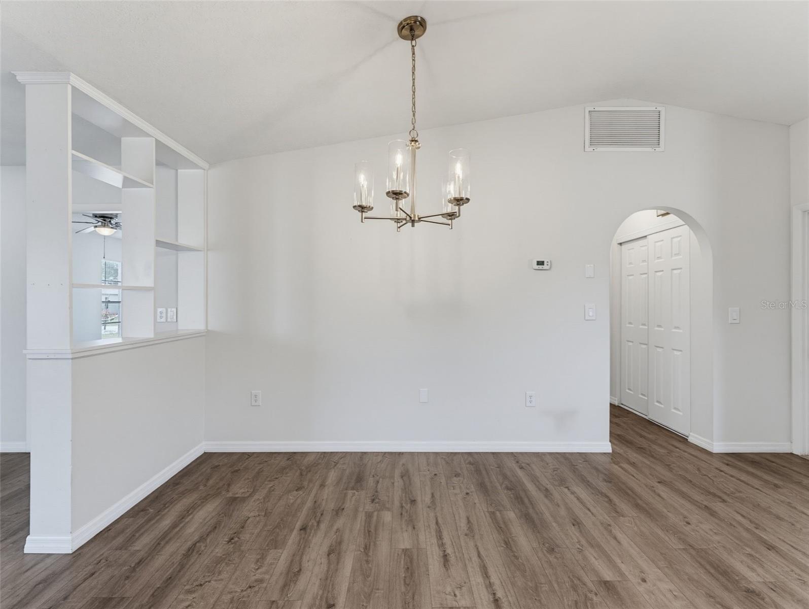 SPRING HILL - Residential